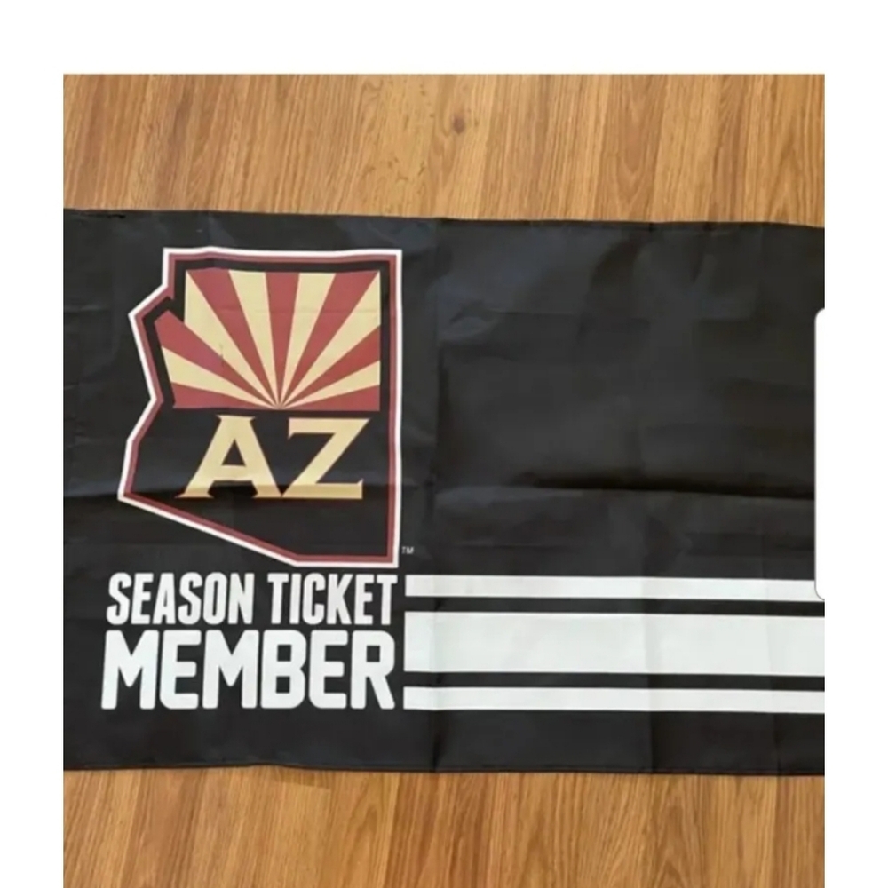 NHL Arizona Coyotes NHL Hockey Season Ticket STM Fan Cave Banner Flag 32.5 W…